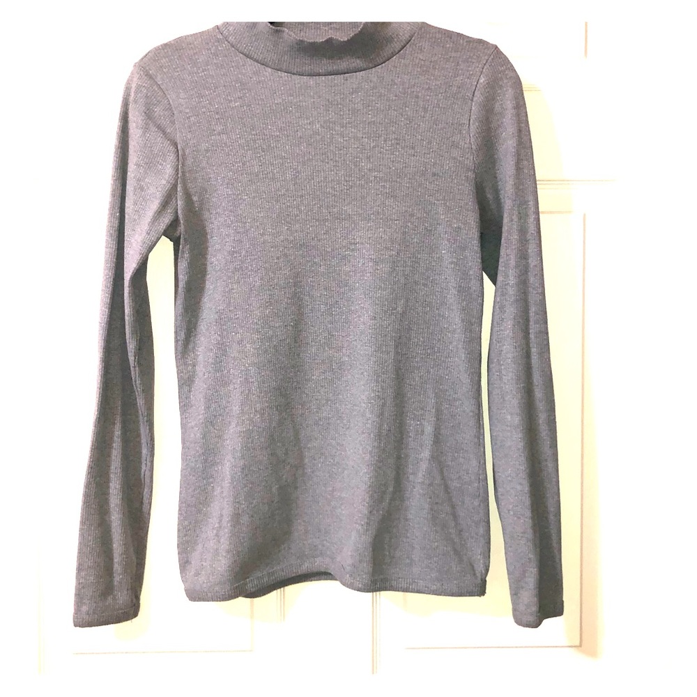 A&F Gray Ribbed Turtle Neck Top SIZE: LARGE